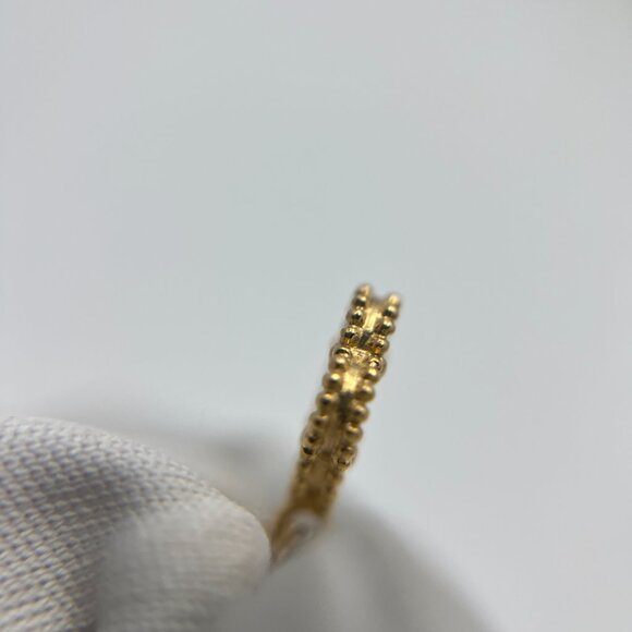 Authentic Van Cleef & Arpels Sweet Alhambra White MOP Pendant 18K YG – Full Set - Picture 6 of 8